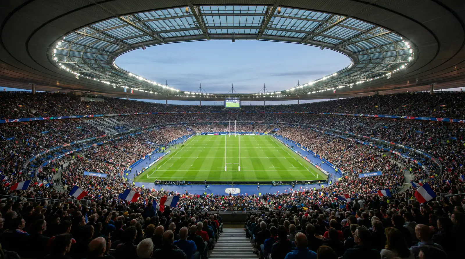Vue panoramique du Stade de France rempli de supporters lors d un match du Tournoi des 6 Nations